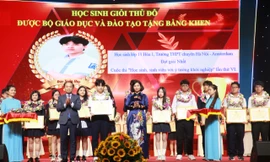 Tuyên dương 820 học sinh: Hà Nội dẫn đầu cả nước về học sinh giỏi quốc gia, quốc tế