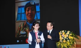 Chia sẻ xúc động của nữ sinh có mẹ tham gia gìn giữ hòa bình ở Nam Sudan