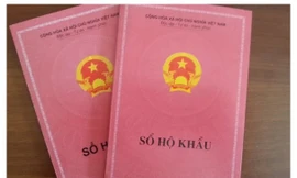 Hà Nội: Trường học không yêu cầu phụ huynh xuất trình sổ hộ khẩu giấy 