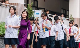 Bộ GD&ĐT yêu cầu tuyển giáo viên hợp đồng, công khai các khoản thu chi từ đầu năm học