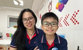 Mê đọc sách tiếng Anh, cậu học trò giành giải đặc biệt