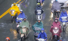 Không khí lạnh gây mưa cho các tỉnh miền Bắc, miền Trung