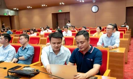 Tập huấn dịch vụ công trực tuyến cho TP Hà Nội theo mô hình 2 cấp