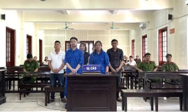 Ông 'trùm' buôn bán trái phép vảy tê tê lĩnh 7 năm tù