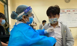 Nhiều trường THPT Hà Nội xin lùi thời gian cho học sinh tới trường.