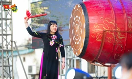 Hồi trống bế giảng và lời nhắn nhủ đầy tâm huyết của nữ hiệu trưởng Trường THPT Việt Đức