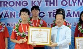 Hà Nội đề xuất thưởng 250 triệu đồng cho học sinh đoạt Huy chương Vàng