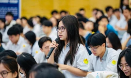 Chủ biên Chương trình Ngữ văn gợi ý học sinh cách làm bài đạt điểm cao