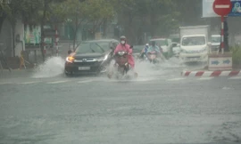 Miền Trung mưa lớn kéo dài