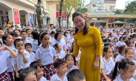 Lương thấp, hơn chục nghìn giáo viên bỏ việc: Bộ GD&ĐT xoay xở thế nào?