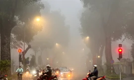 Hà Nội nồm ẩm dài ngày 