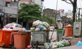 Phân loại rác tại nguồn: Luật có hiệu lực nhưng nhiều địa phương chưa làm