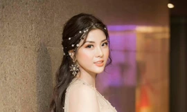 Hot mum Minh Phương – Nữ hoàng Bikini 2018.