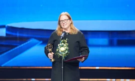 Nữ nhà khoa học VinFuture nghẹn ngào khi nhắc đến con gái