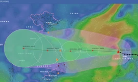 Bão Noru vào Biển Đông, tiếp tục mạnh thêm