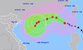 Siêu bão Sao La hướng về đảo Hải Nam