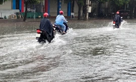 Miền Trung có thể đón 2 đợt mưa lớn liên tiếp
