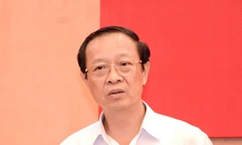 Lương cao, luật mới: Dạy thêm chưa có hồi kết?