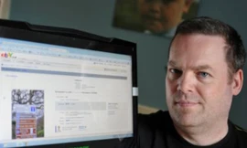 Bán mình trên Ebay