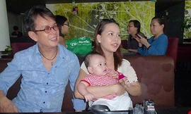 Nhạc sĩ Đức Huy tiết lộ về người vợ kém 40 tuổi