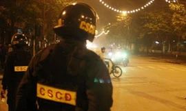 Bắt đối tượng livestream rồi chém cảnh sát cơ động