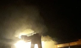 Cháy dữ dội trong khu công nghiệp Đất Cuốc