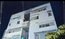 Công an phong toả hiện trường điều tra nam thanh niên treo cổ trong nhà trọ