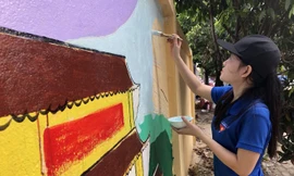 Tuổi trẻ ‘thổi hồn’ vào những bức tường vô tri