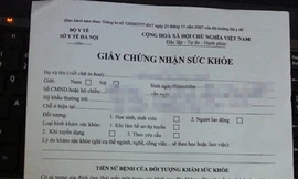 Vô tư bán giấy khám sức khỏe giả, ‘ăn’ tiền thật