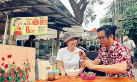 Cô Mơ 'Thương ngày nắng về' khẳng định chưa dứt tình với cậu Vượng