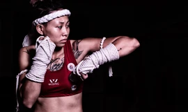 Bóng hồng Việt nhận giải võ sĩ Muay Thai hay nhất năm