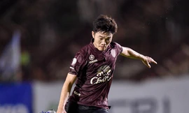 Xuân Trường đá phạt 'tinh quái' giúp Buriram thắng đậm