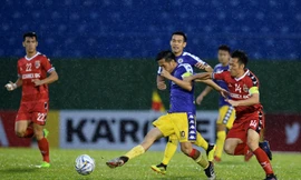 Trận đấu giữa B.Bình Dương vs CLB Hà Nội. Ảnh: Zing