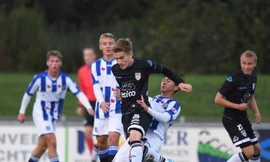 Văn Hậu thể hiện khá tốt ở đội trẻ Jong Heerenveen.