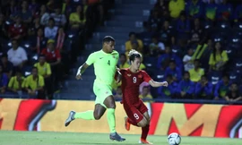 Tuyển Việt Nam dùng 'họng súng' Hoàng Anh đấu Curacao