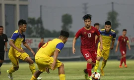 HLV Park Hang Seo bất ngờ loại Martin Lo ở U22 Việt Nam