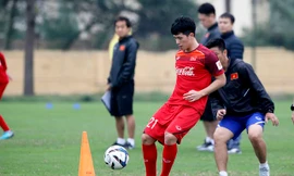 Đình Trọng trở lại tuyển U23 Việt Nam sau chấn thương