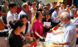 ĐBQH tiếp xúc với người dân Thủ Thiêm, TPHCM.