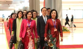 Các đại biểu đến dự Đại hội lần thứ XIII của Đảng. Ảnh: Như Ý