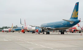 Các bộ vẫn chưa ban hành đầy đủ các hướng dẫn để mở lại đường bay quốc tế
