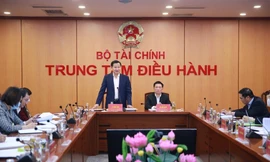 Phó Thủ tướng Lê Minh Khái và đoàn kiểm tra làm việc với Bộ Tài chính.