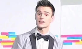 Sau hôn mê, nam sinh Australia nói tiếng Trung như gió