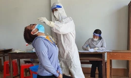 Xét nghiệm kháng nguyên nhanh toàn TP Buôn Ma Thuột để sàng lọc F0 trong cộng đồng
