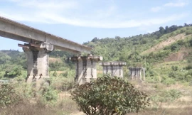 Cận cảnh cây cầu bỏ hoang hơn 2 thập kỷ, tỉnh Đắk Lắk chi 3 tỷ phá dỡ 