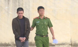 Định tại cơ quan công an