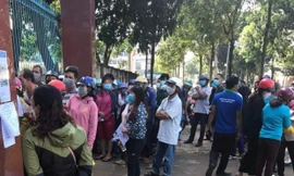 Đắk Lắk chỉ đạo chấm dứt tình trạng chen chúc tiêm vắc xin