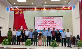 Toàn cảnh buổi lễ công bố quyết định của Thường trực Tỉnh ủy Đắk Lắk chỉ định bà Nguyễn Thị Thu An giữ chức vụ Bí thư huyện ủy Krông Năng