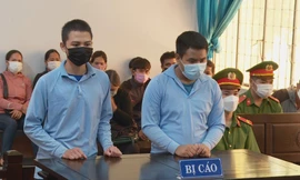 Đánh người say rượu trọng thương, đôi bạn lĩnh án tù