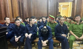 Các bị cáo tại phiên tòa.