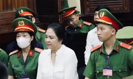 Bà Nguyễn Phương Hằng tại phiên tòa sơ thẩm.